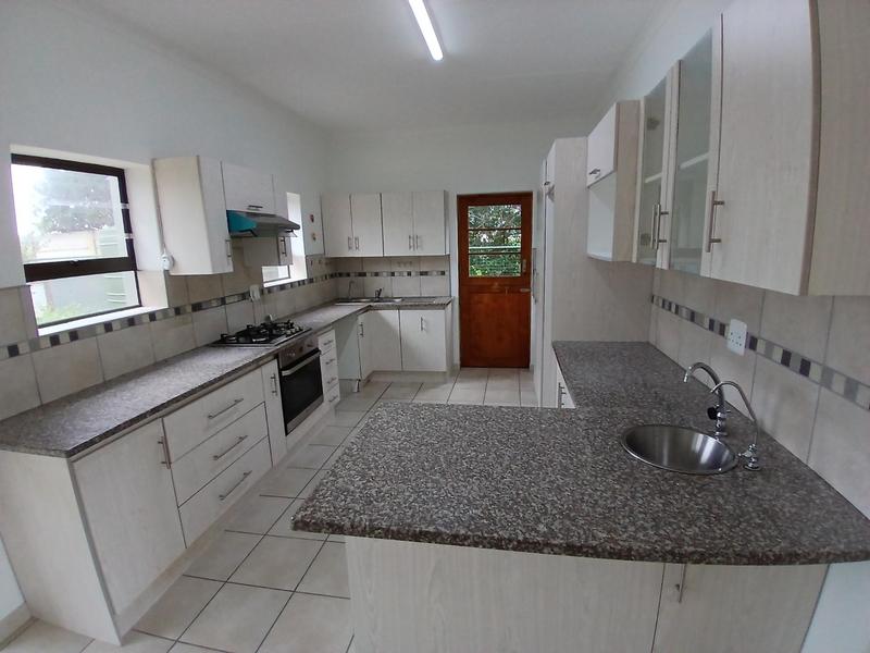 2 Bedroom Property for Sale in Stilbaai Wes Western Cape